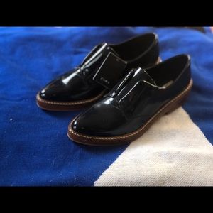 NWT Zara oxford wooden patent finish leather shoes